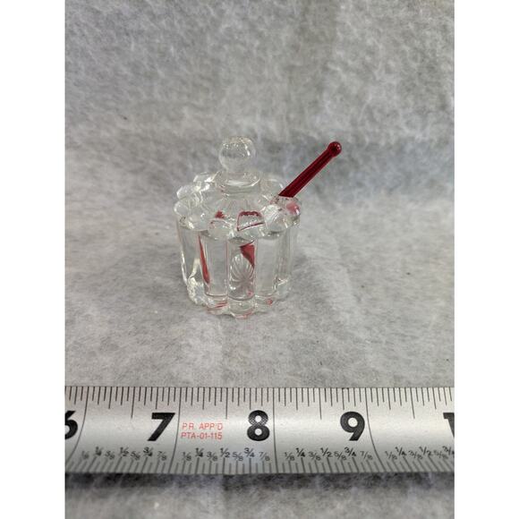 Set Of 2 Vintage Mid Century Clear Glass Bottle Salt Pepper Shaker Lid Stopper - Picture 6 of 15